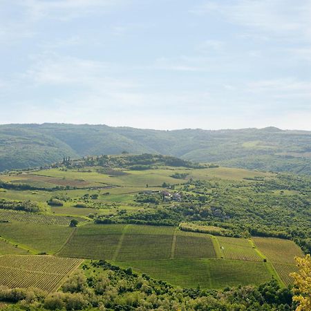 Villa Motovun Luaran gambar